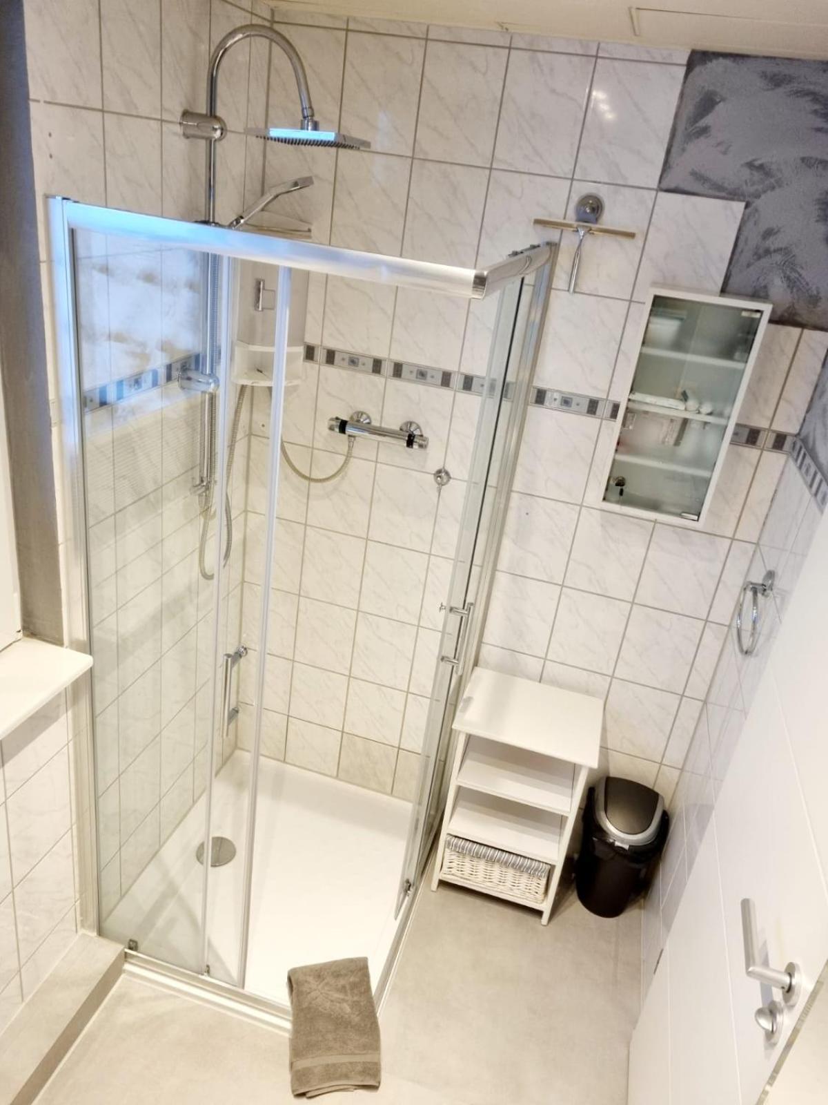 Hollestuebchen Apartment Hessisch Lichtenau ภายนอก รูปภาพ